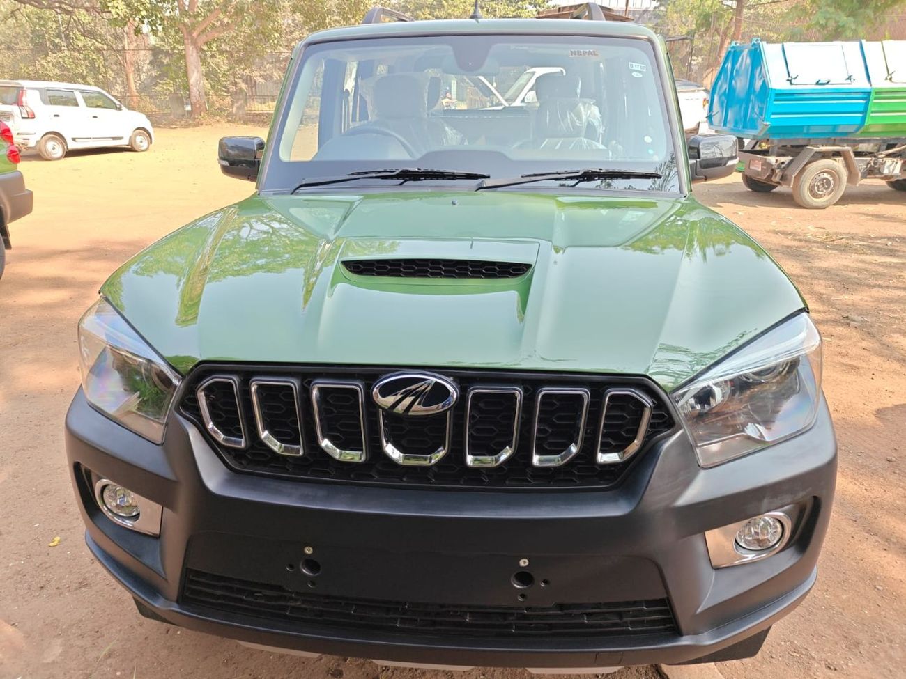 Mahindra Scorpio Mahindra Scorpio Classic S11 4W RHD TOP MODEL DIESEL ENGINE MY 23 Model Military Green Color (RIGHT 