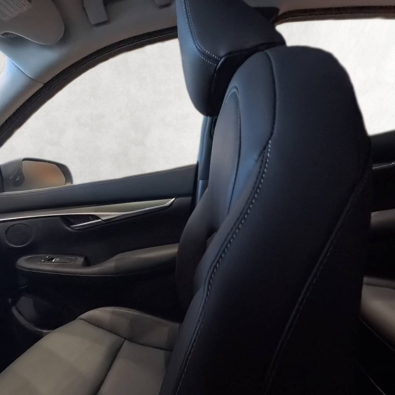 Infiniti QX50 Luxe 2WD 2.0