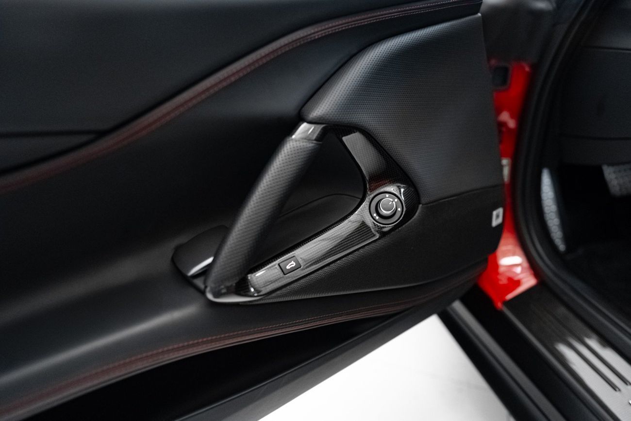 Ferrari 812 GTS 2020 812 GTS | FULL CARBON INT | SUSPENSION LIFTER | PASSENGER DISPLAY