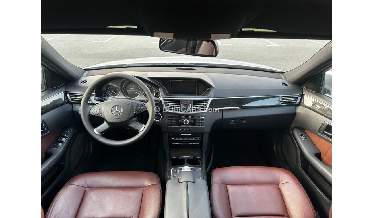 مرسيدس بنز E300 موديل 2010 خليجي حاله ممتازه من الداخل والخارج