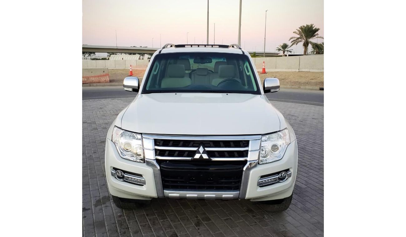 Mitsubishi Pajero FULL OPTION