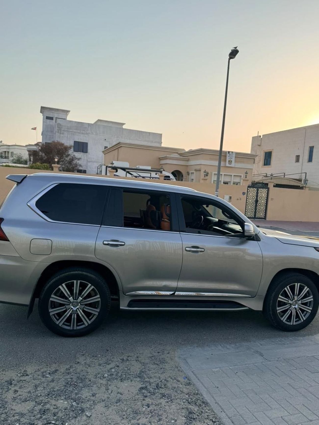 لكزس LX 570 بريمير
