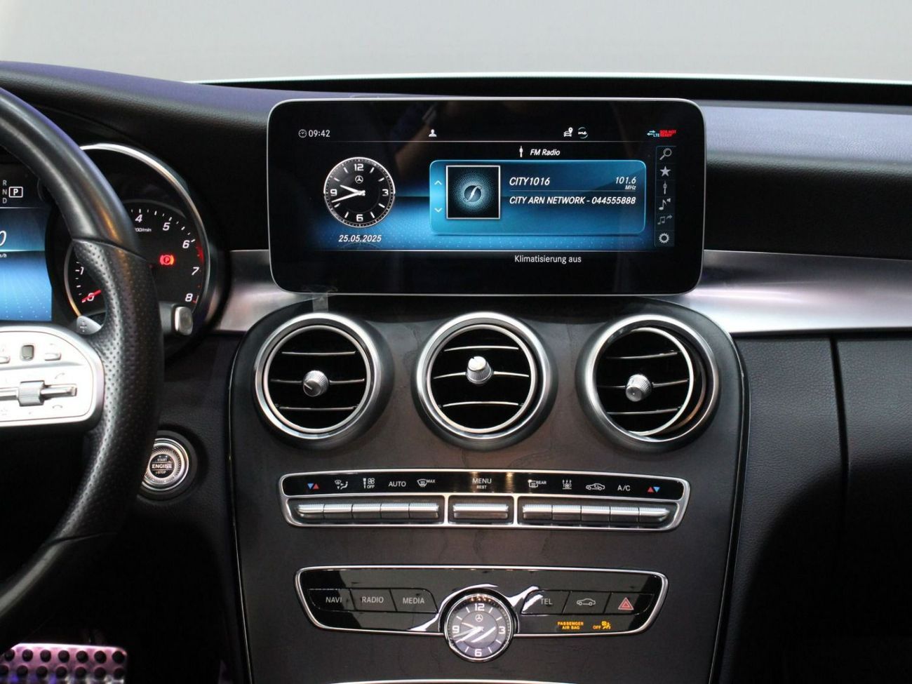 Mercedes-Benz C 300 2021 - Hybrid | with Warranty