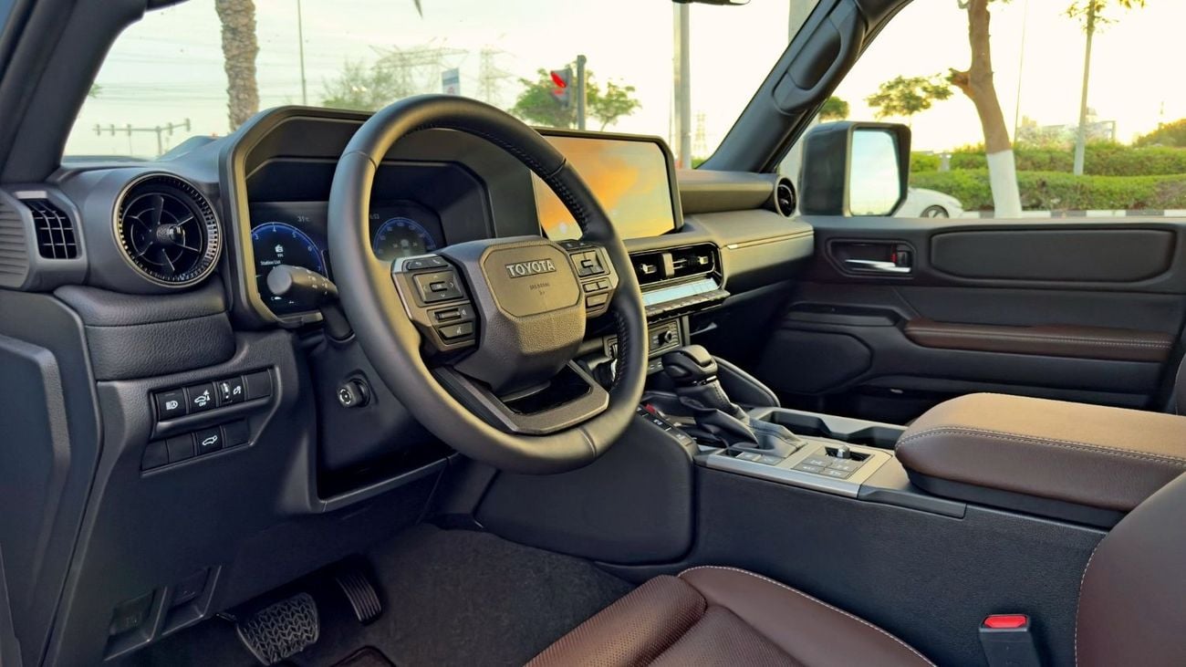 تويوتا برادو 2.4l Turbo Adventure Duo Tone