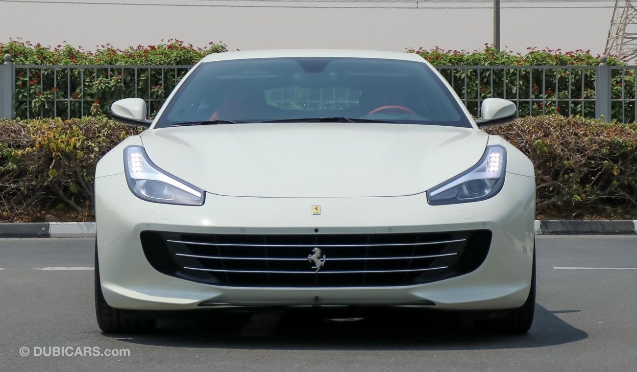 فيراري GTC4Lusso T