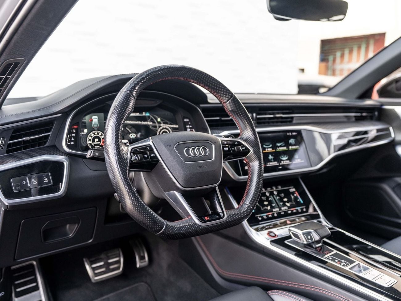 Audi RS6 STANDARD Audi RS6 2021 GCC specs