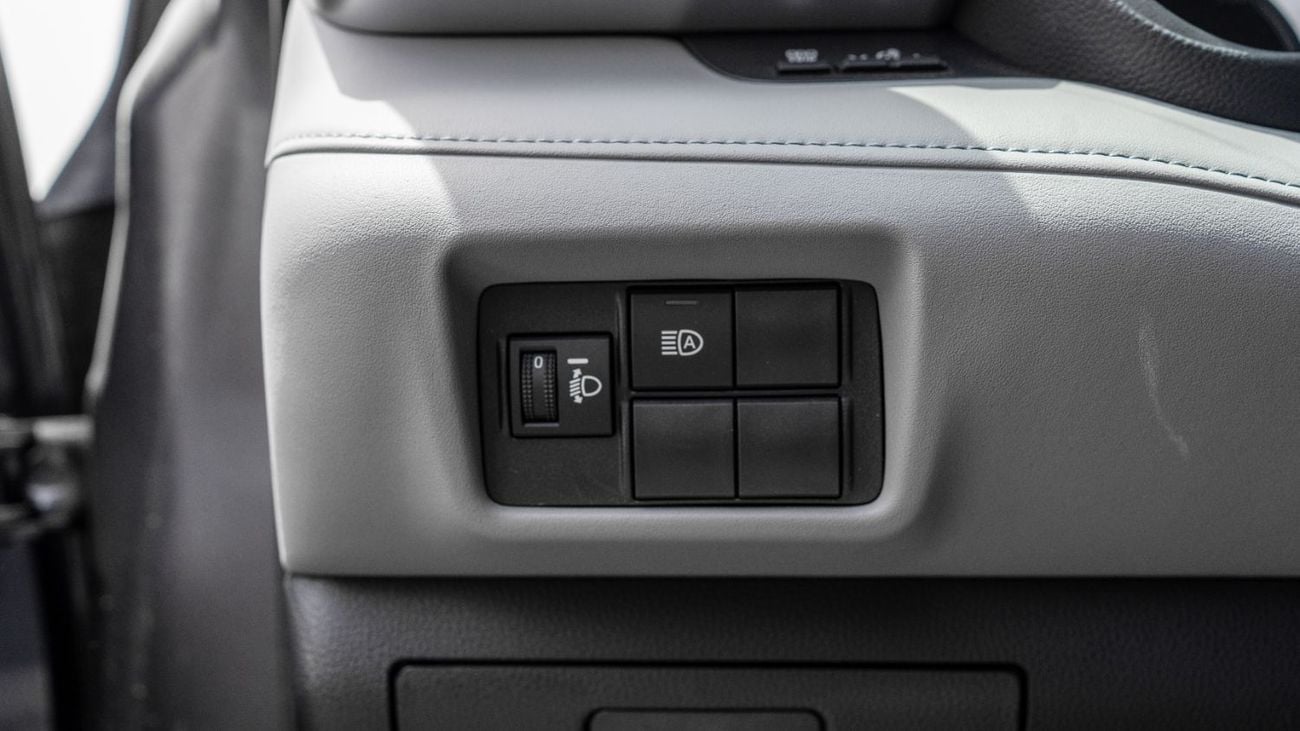 تويوتا هايلاندر 2026 Toyota Highlander LE 2.5L AT Hybrid (Silver)