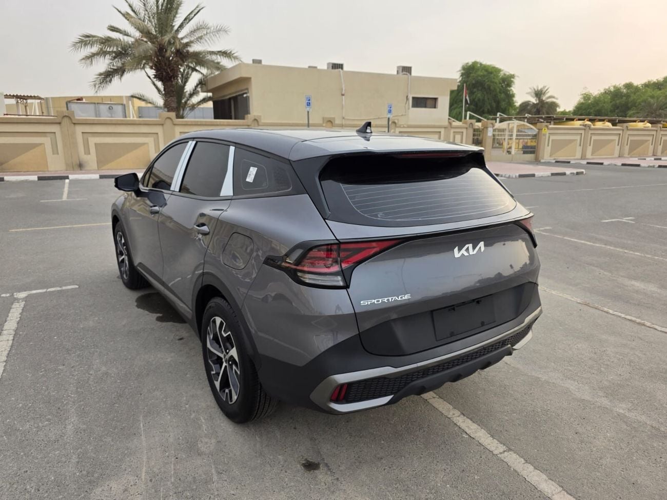 Kia Sportage DLX