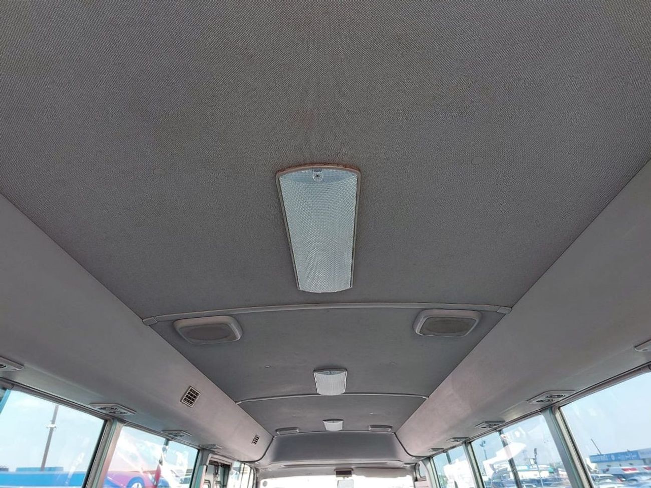 Nissan Civilian NISSAN CIVILIAN BUS RIGHT HAND DRIVE (PM0943)