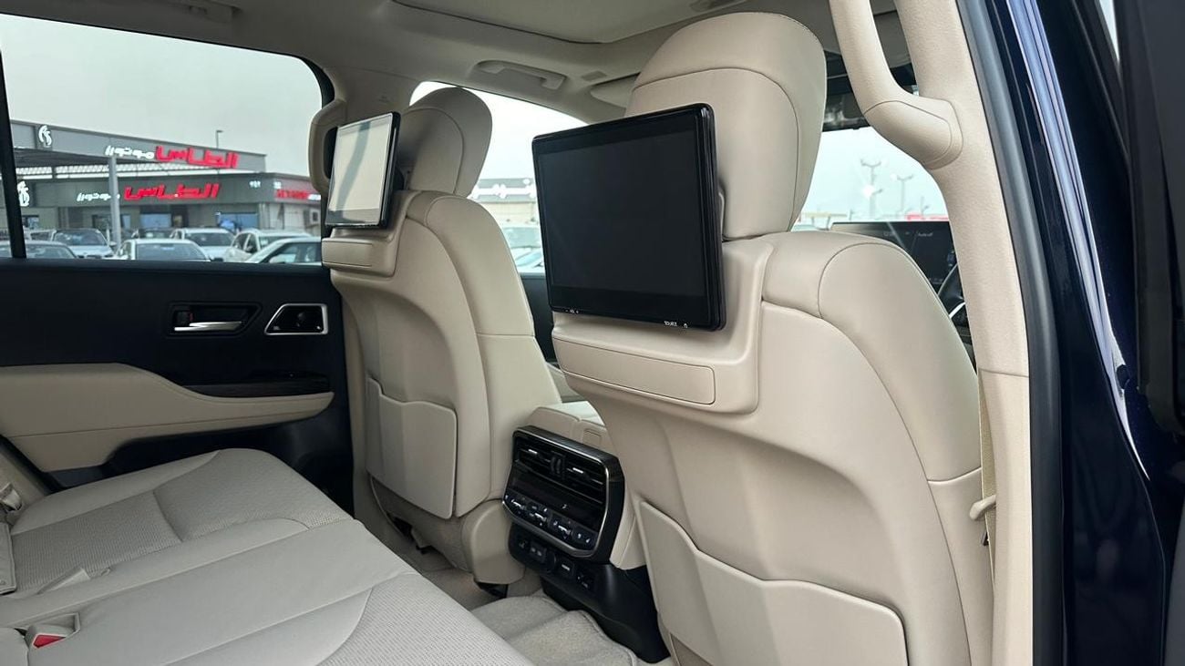 Toyota Land Cruiser 2024 TOYOTA LAND CRUISER SAHARA V6