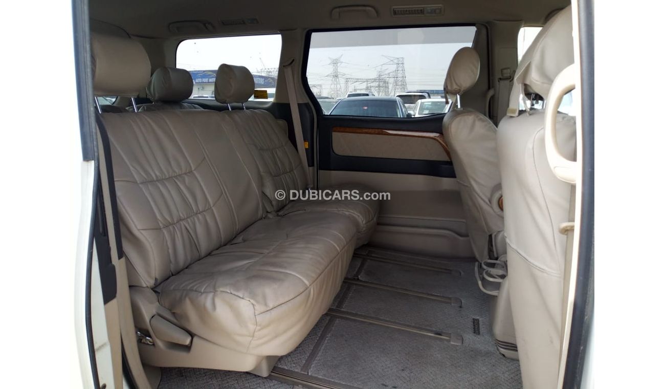 تويوتا ألفارد Fresh Japan Imported 2006 |2400CC| 8 Seats Excellent Condition from Inside & Outside.