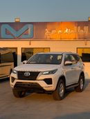 Toyota Fortuner SR5 2.7L PETROL A/T 7 SEATER