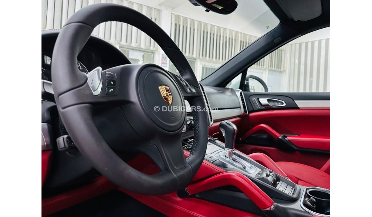 بورش كايان GCC .. FSH .. V8 .. S .. Perfect Condition .