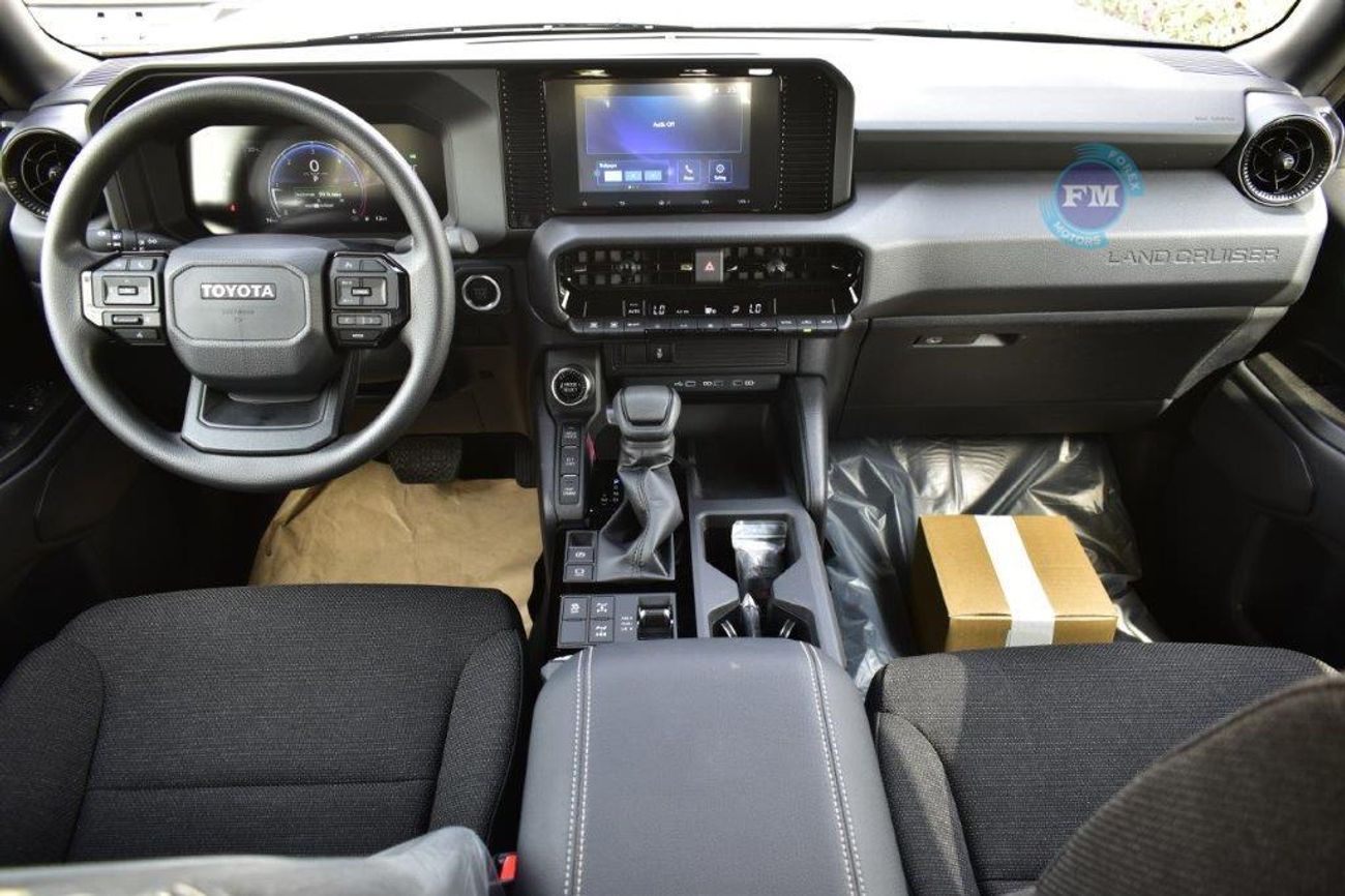 تويوتا برادو TX2 2.8L Diesel 7 Seater Automatic