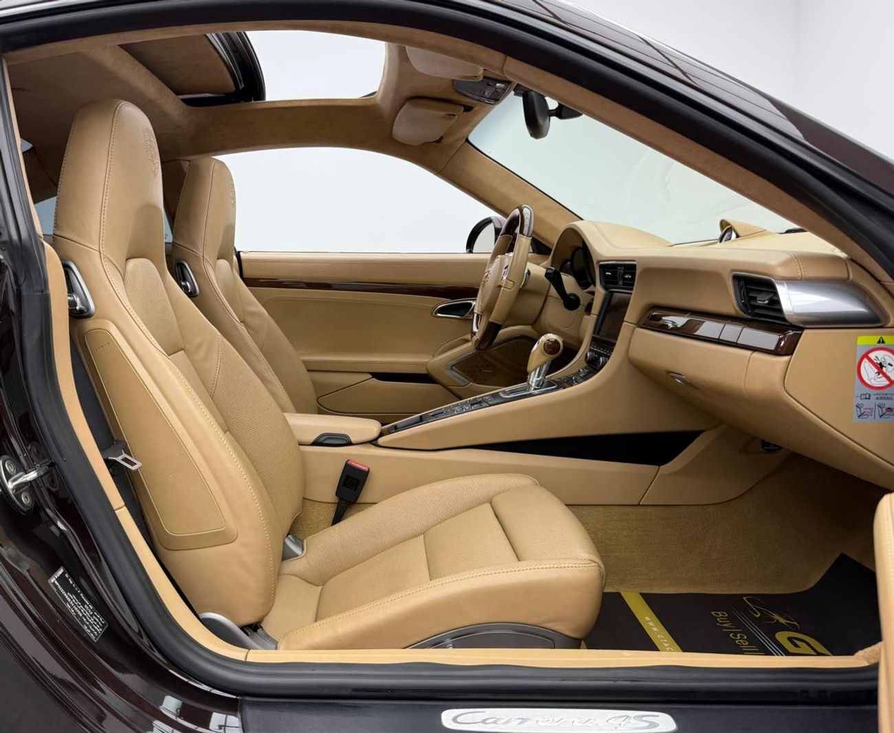 Porsche 911 2014 Porsche 911 Carrera 4S, Full Service History, Fully Loaded, Excellent Condition, GCC