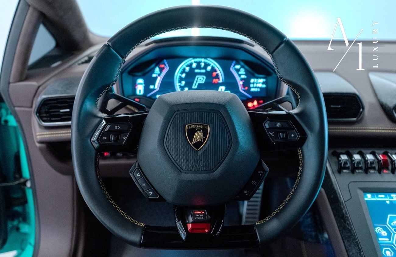 Lamborghini Huracan EVO Coupe RWD 2022 Lamborghini Huracan EVO V10, Excellent Condition, Fully Loaded, Forged Carbon Int