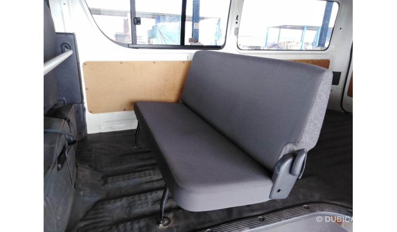 تويوتا هاياس Hiace RIGHT HAND DRIVE (Stock no PM 733 )