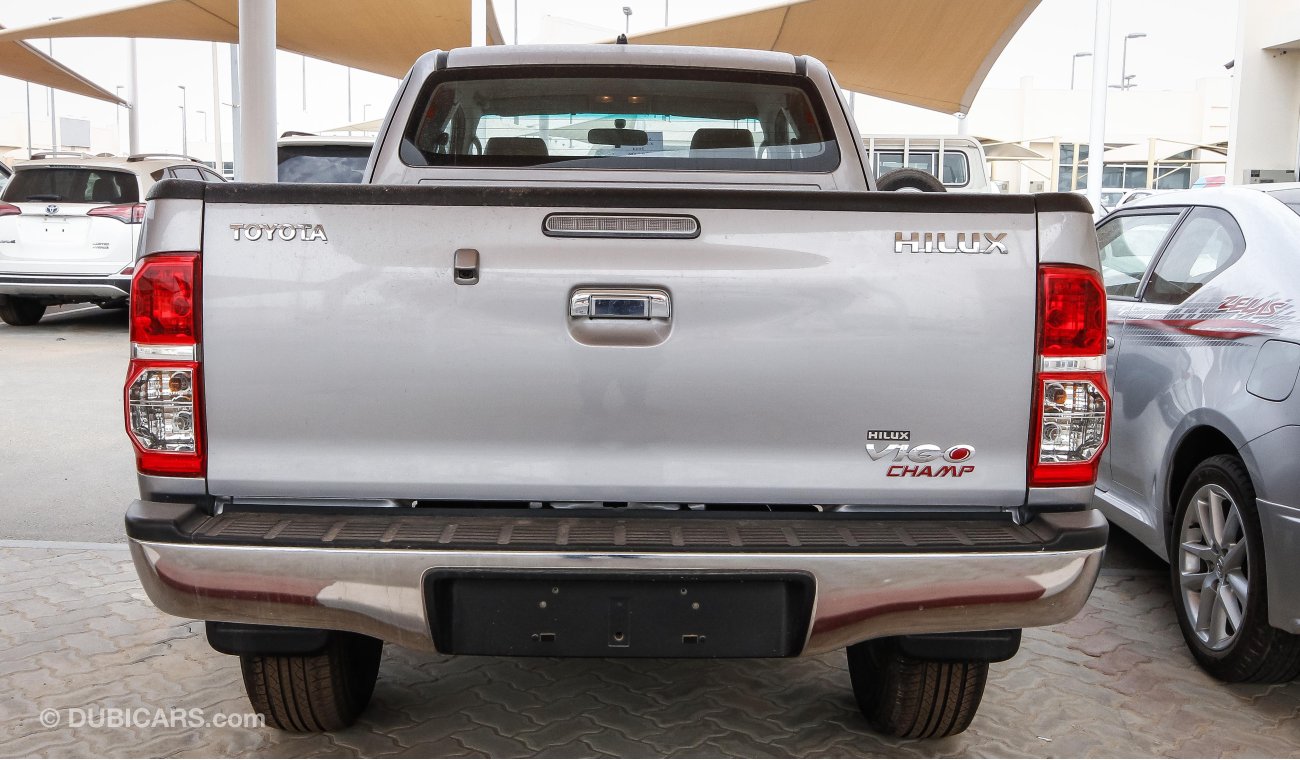 Toyota Hilux Smart Cab