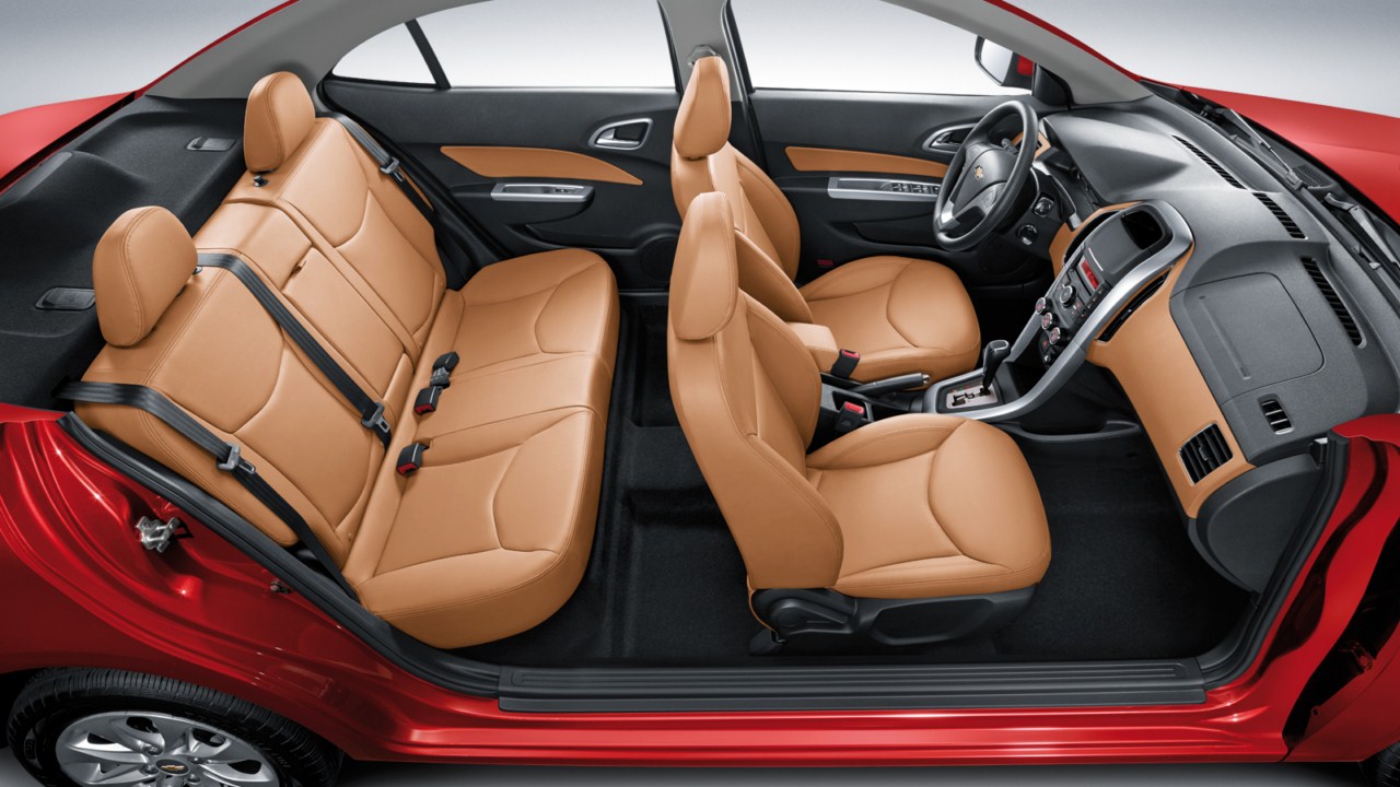 Chevrolet Optra interior - Seats