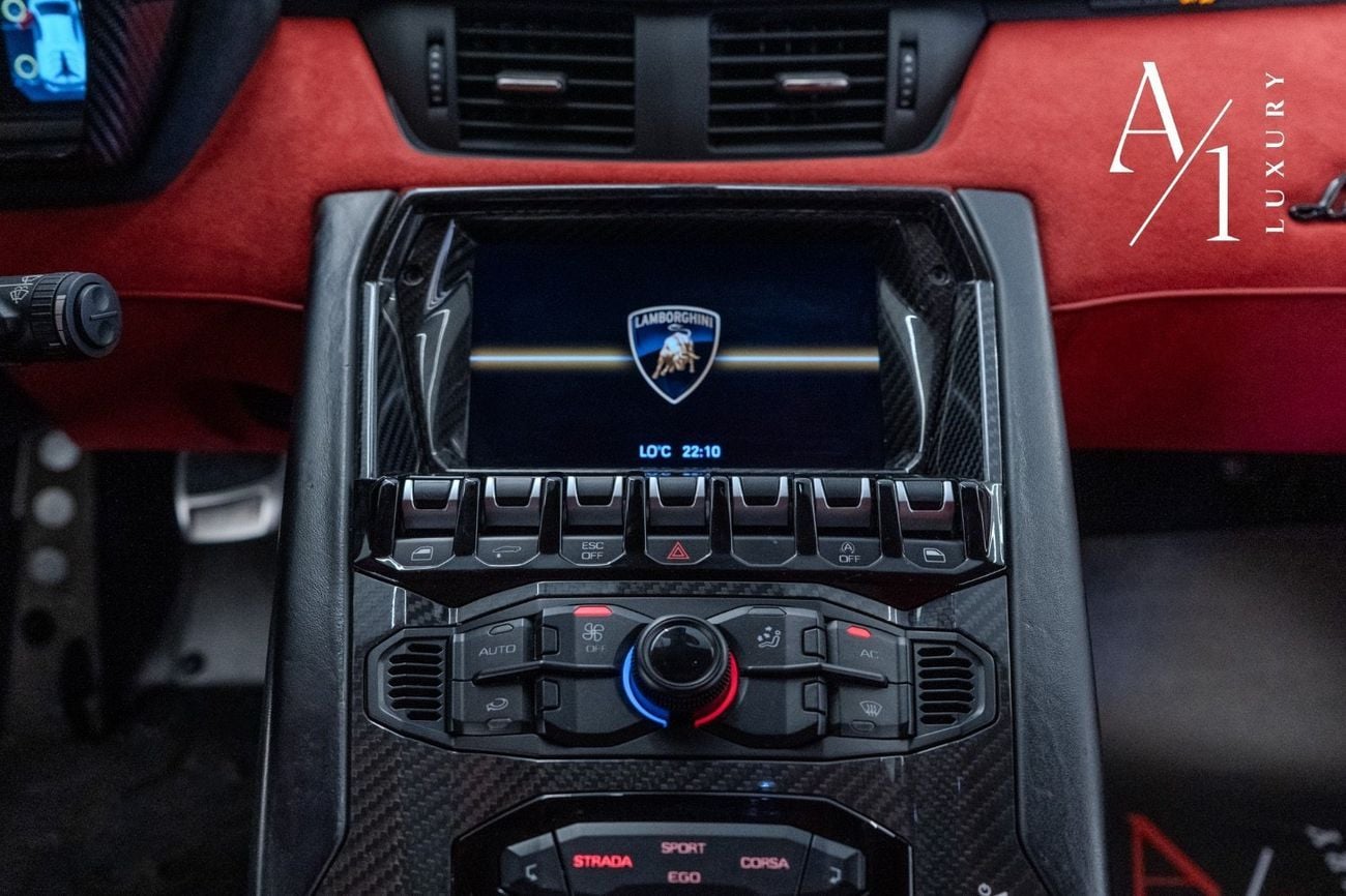 Lamborghini Aventador 2021 Lamborghini SVJ Edition ( 1 di 900 ) Carbon Fibre Package, Excellent Condition, European Specs