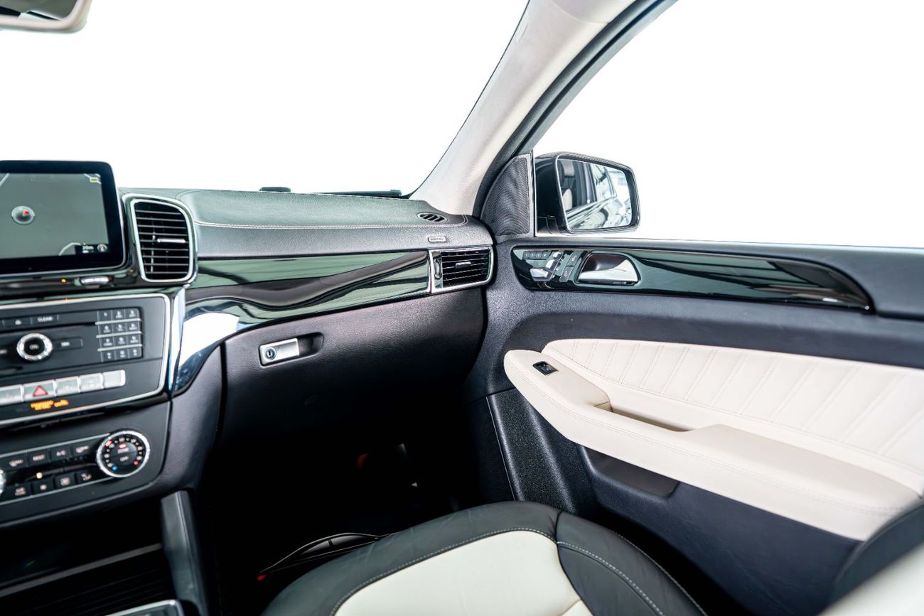 مرسيدس بنز GLE 43 AMG Coupe 3.0L