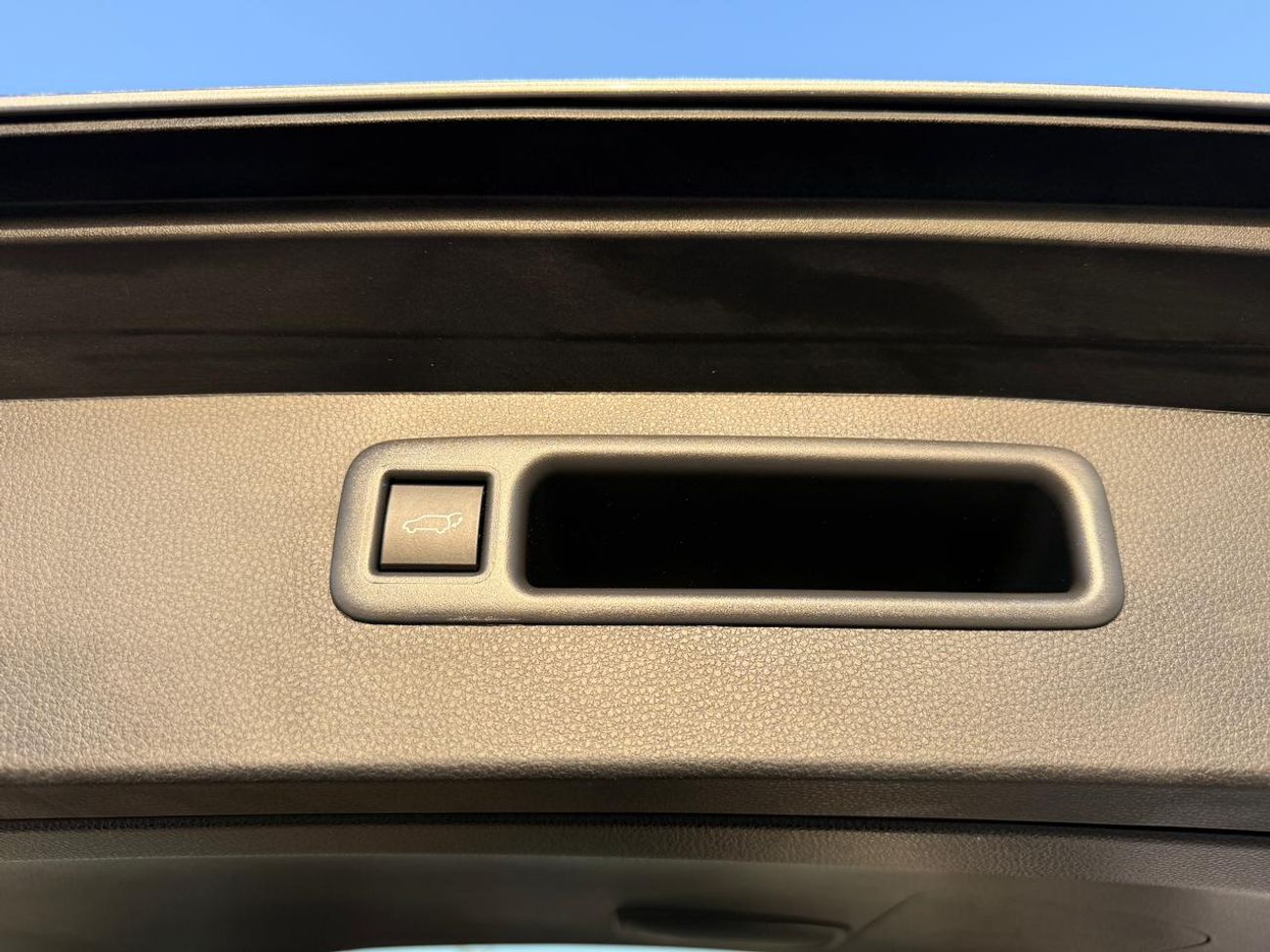 تويوتا تاندرا Platinum Hybrid 2024