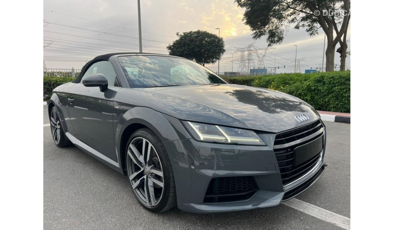 أودي TT RS TFSI quattro