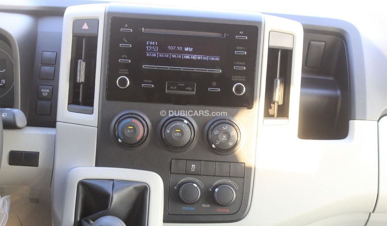 Toyota Hiace Van 2.8L DSL MT 13 Seater 2022 Model available for export