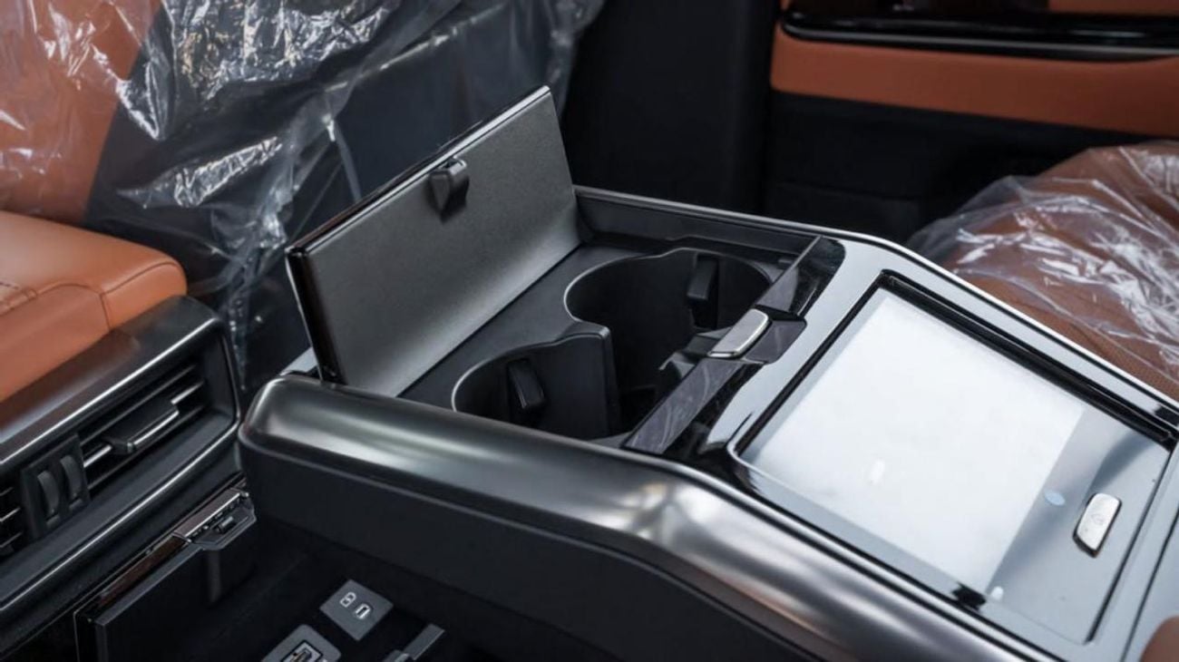 Lexus LX 600 LEXUS LX600 VIP 4 SEATER 2025 MODEL GCC