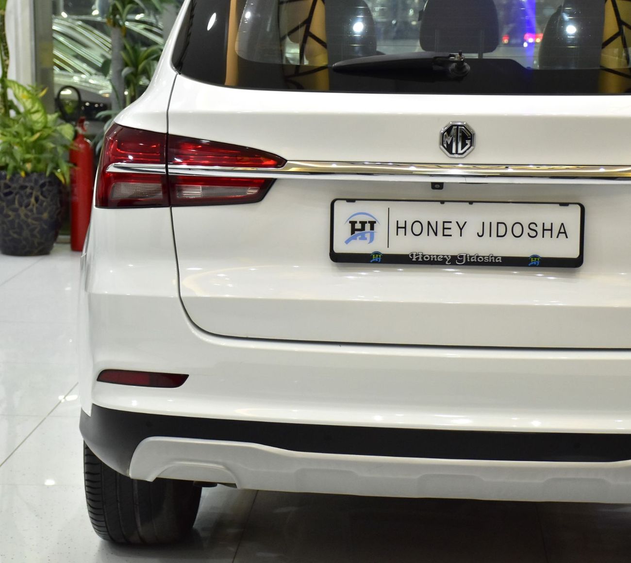 أم جي RX5 EXCELLENT DEAL for our MG RX5 20T ( 2021 Model ) in White Color GCC Specs