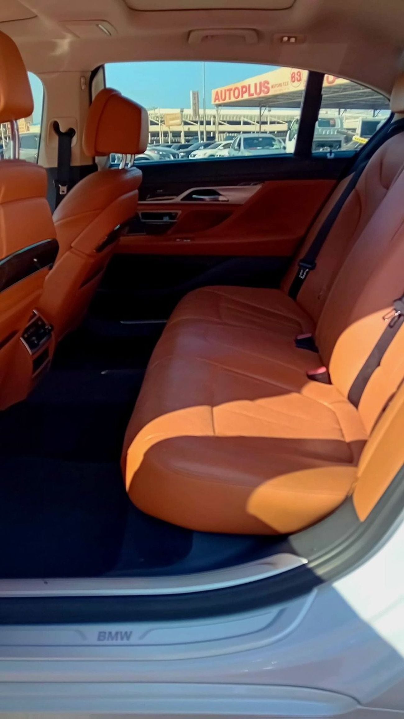 BMW 740i 