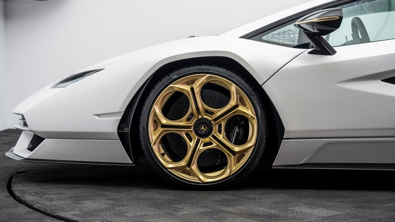 Lamborghini Countach LPI 800-4 1 of 112 - 2022