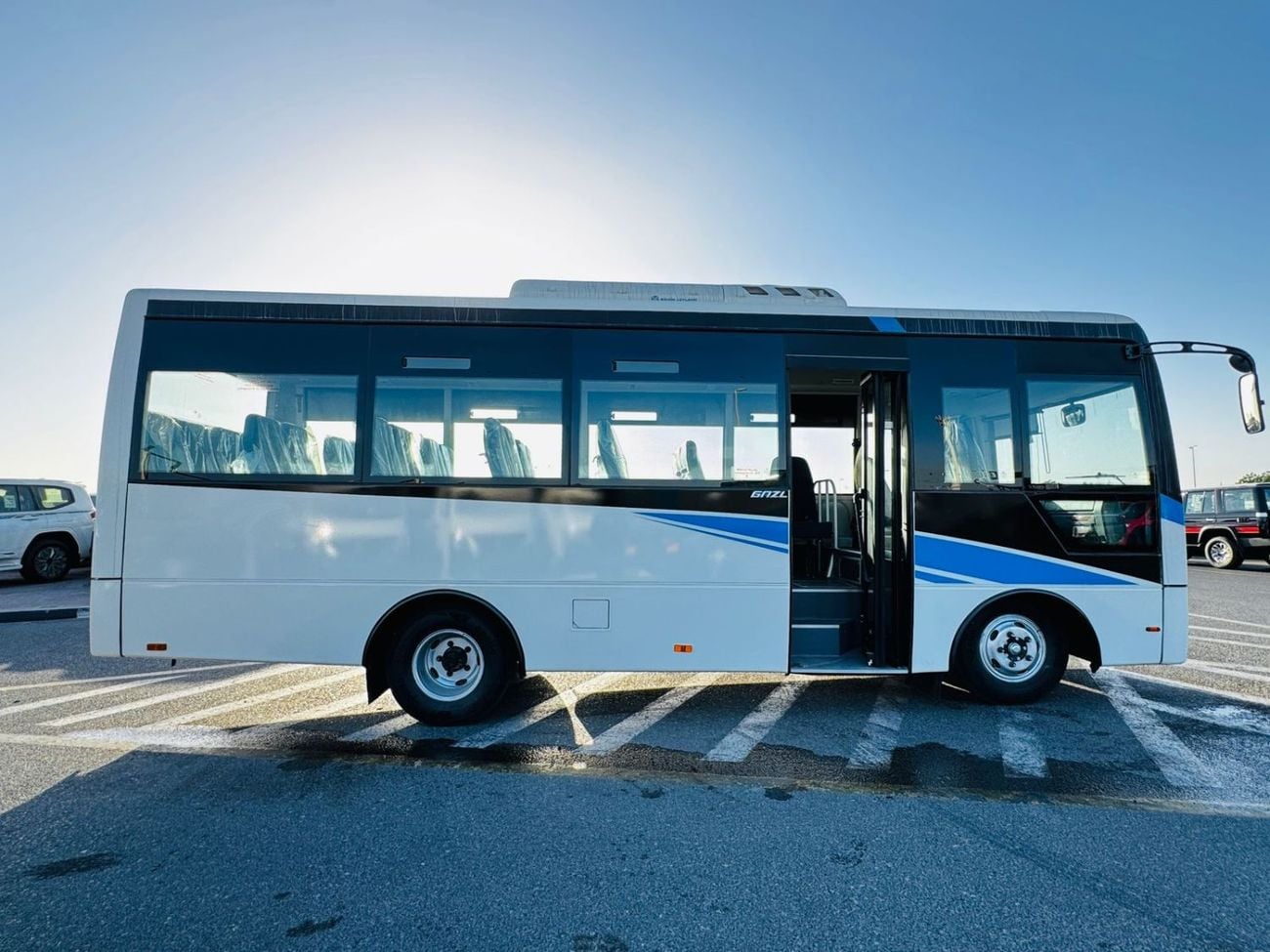 اشوك ليلاند Gazl أشوك ليلاند  باص صغير