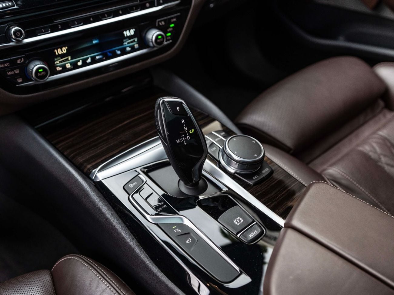 بي أم دبليو 530i M Sport 2.0L