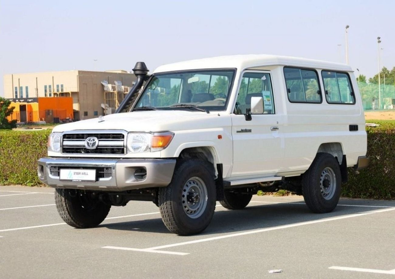 تويوتا لاند كروزر 70 LC 78 | 3 door | 4L V6 | Petrol | 4x4 | 2023