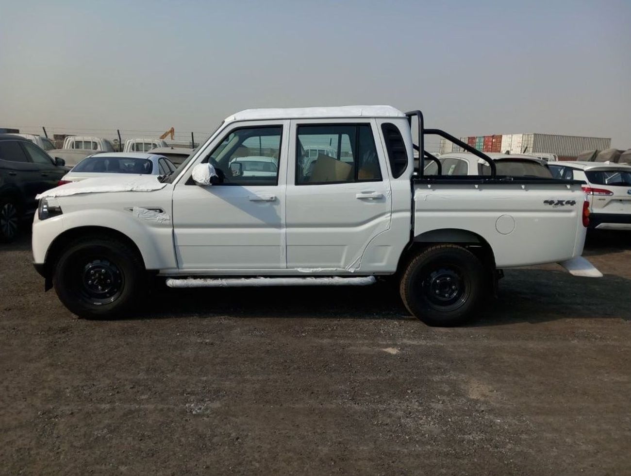 Mahindra Pik Up 2.2L DIESEL S6 4X4 MANUAL TRANSMISSION DOUBLE CABIN PICKUP(FOR EXPORT)