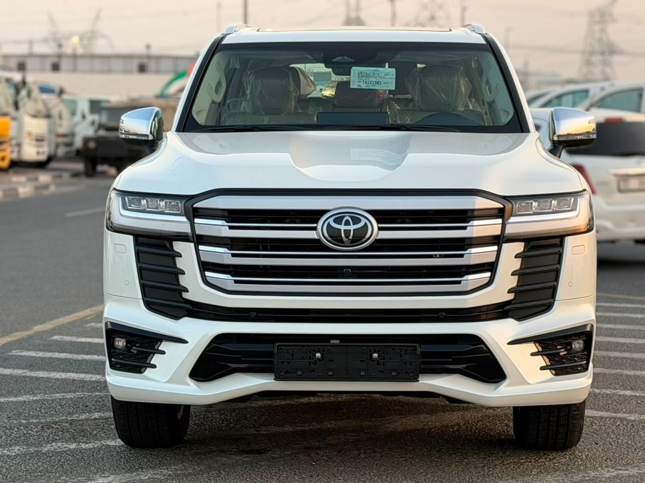 Toyota Land Cruiser VXR FUTTAIM SPECS