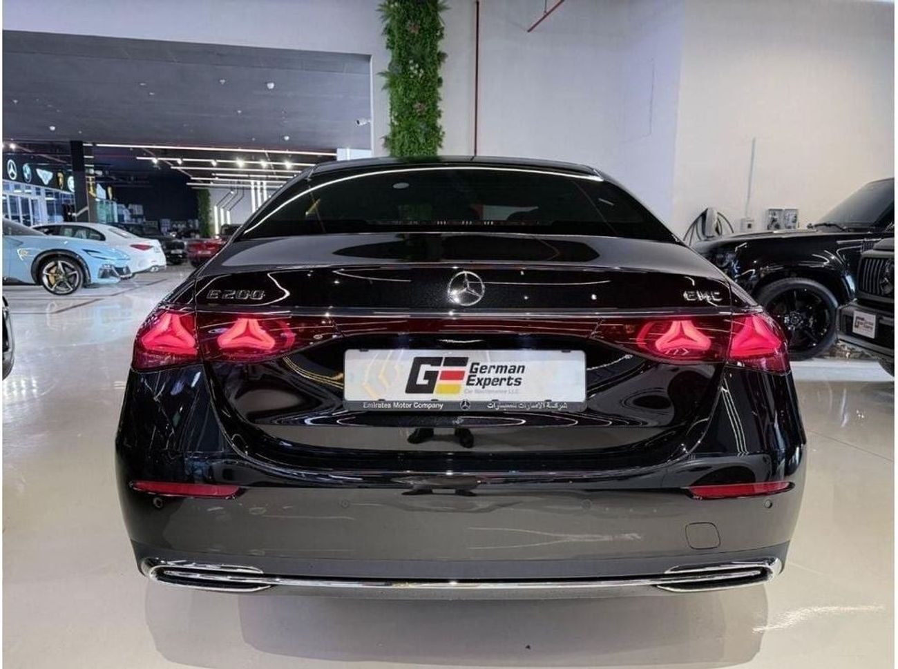 Mercedes-Benz E200 2025 MERCEDES BENZ E200 AMG LINE - Dealer Warranty 2 years could be extend