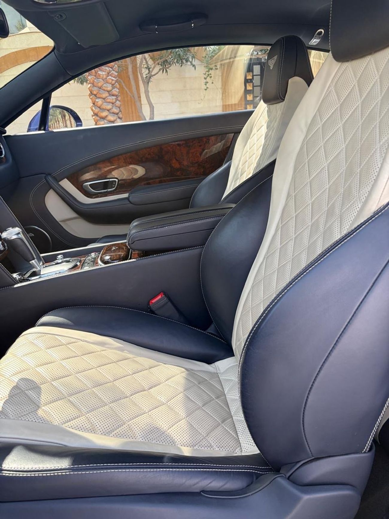 بنتلي كونتيننتال جي تي