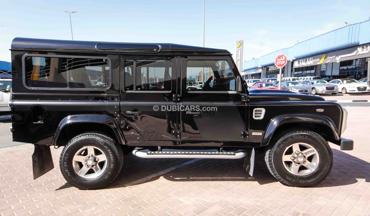 Land Rover Defender SVX