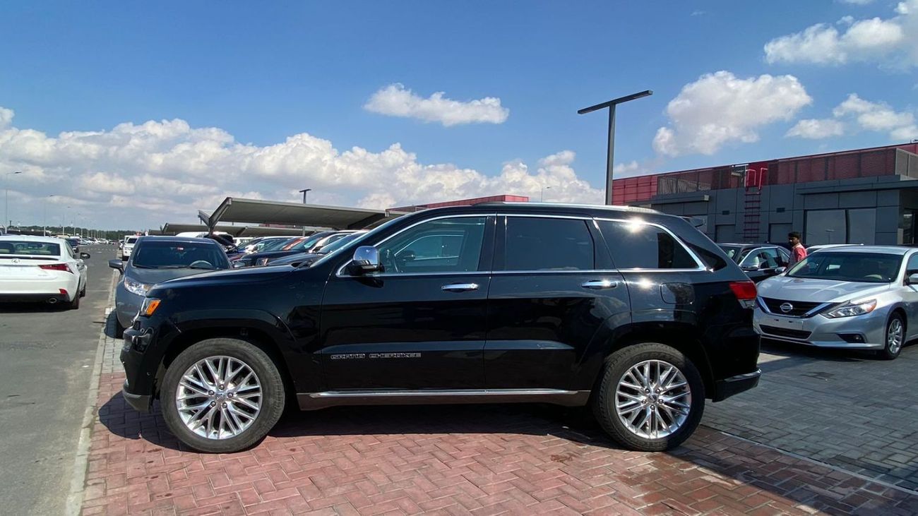 جيب جراند شيروكي ساميت