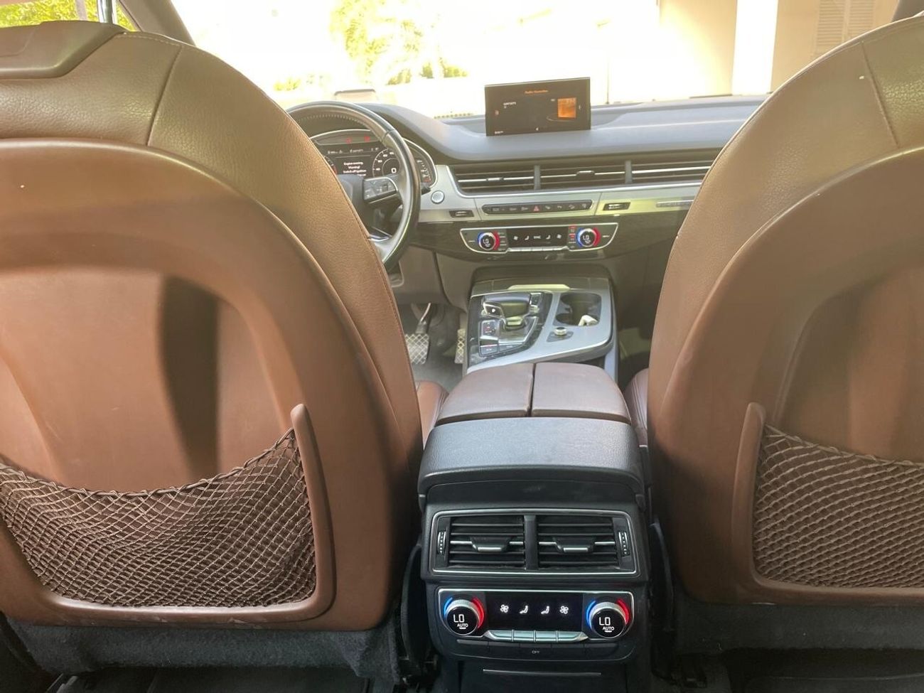 أودي Q7 45 TFSI Quattro - Service Contract & New Tyres