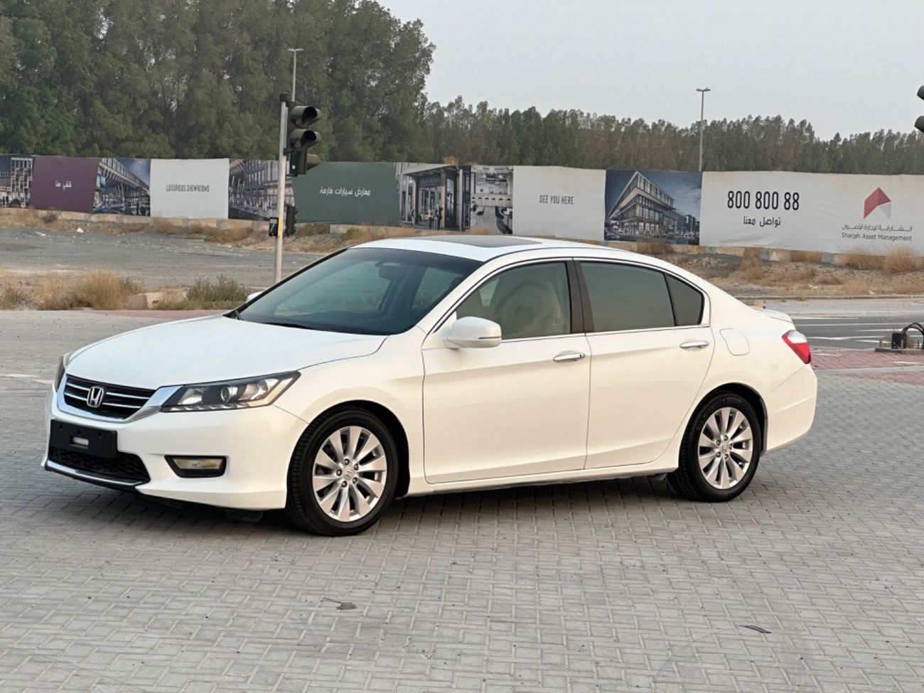 Honda Accord MODEL 2014 GCC. CAR PERFECT CONDITION FOR INSIDE AND OUTSIDE FULL OPTION SUN ROOF
