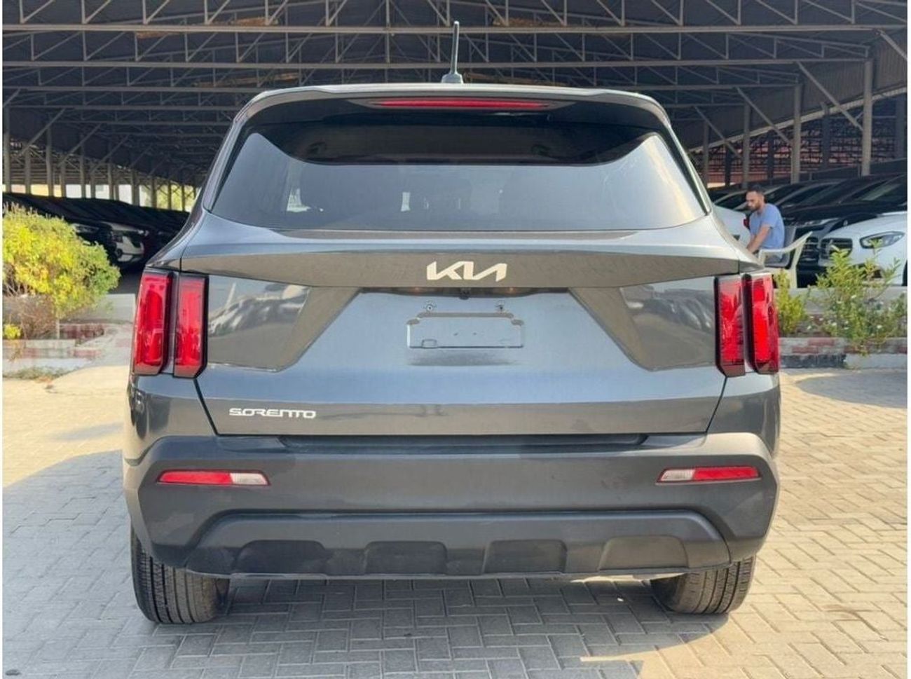 كيا سورينتو Mid Option 3.3L