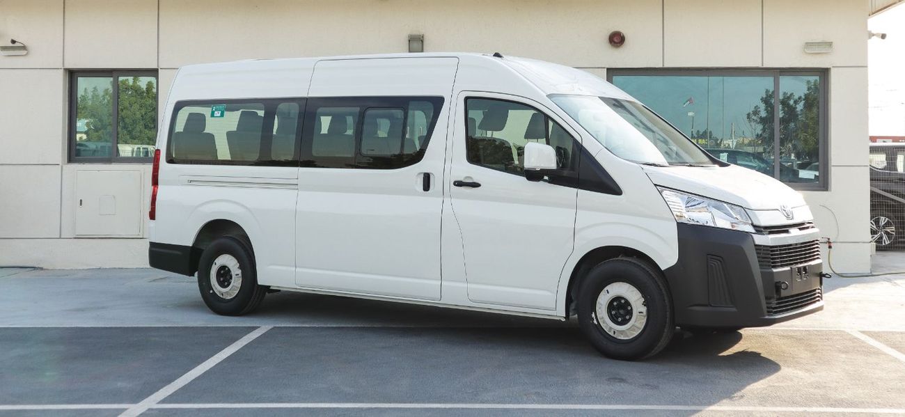 تويوتا هاياس ECTGEN003 - 2026 Toyota Hiace Passenger Van Black Bumper 3.5L Petrol Manual