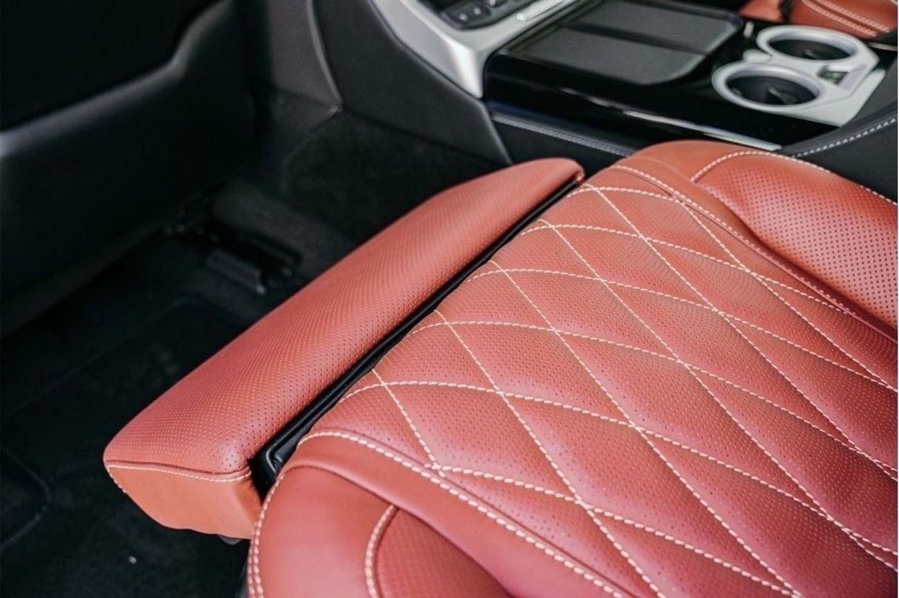 تويوتا لاند كروزر VX Turbo Diesel 3.3L MBS Autobiography 4 Seater VIP