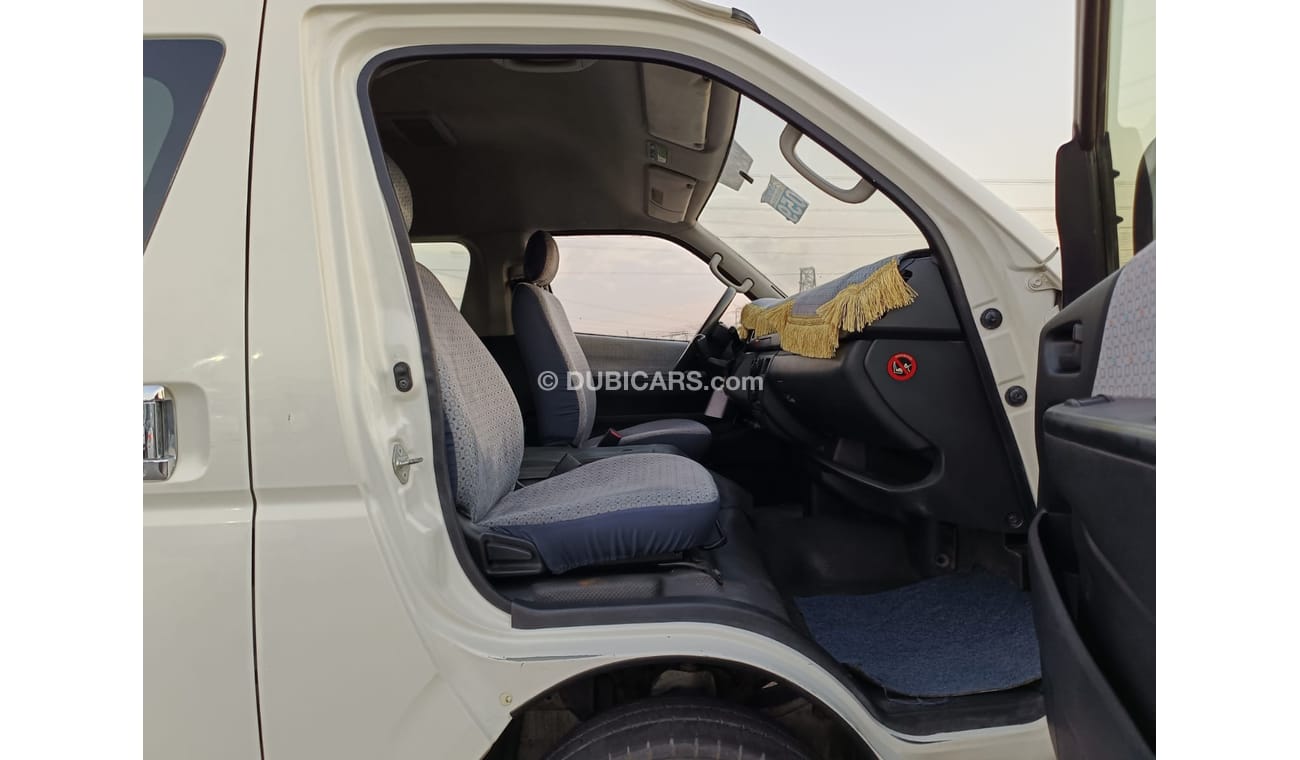 Toyota Hiace `HIGHROOF, 2.7L PETROL, REAR A/C / NO WORK REQUIRED (LOT # 159671)