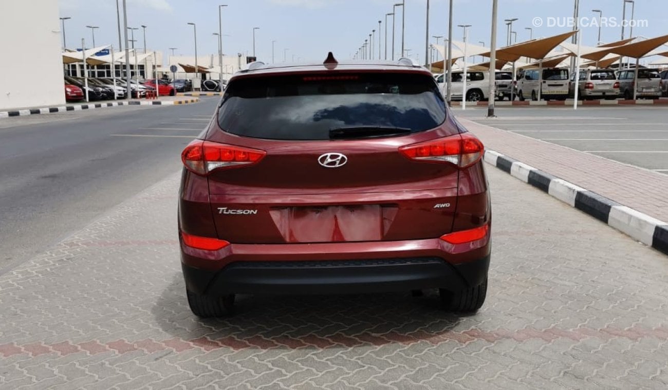 Hyundai Tucson SE - AWD