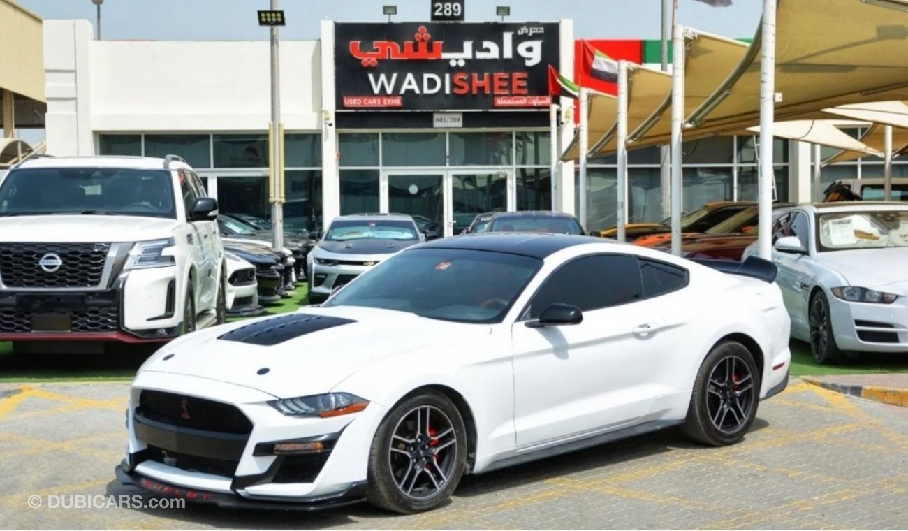 Ford Mustang EcoBoost Mustang V4 turbo 2017/Shelby lit/Leather Interior/Very good Condition