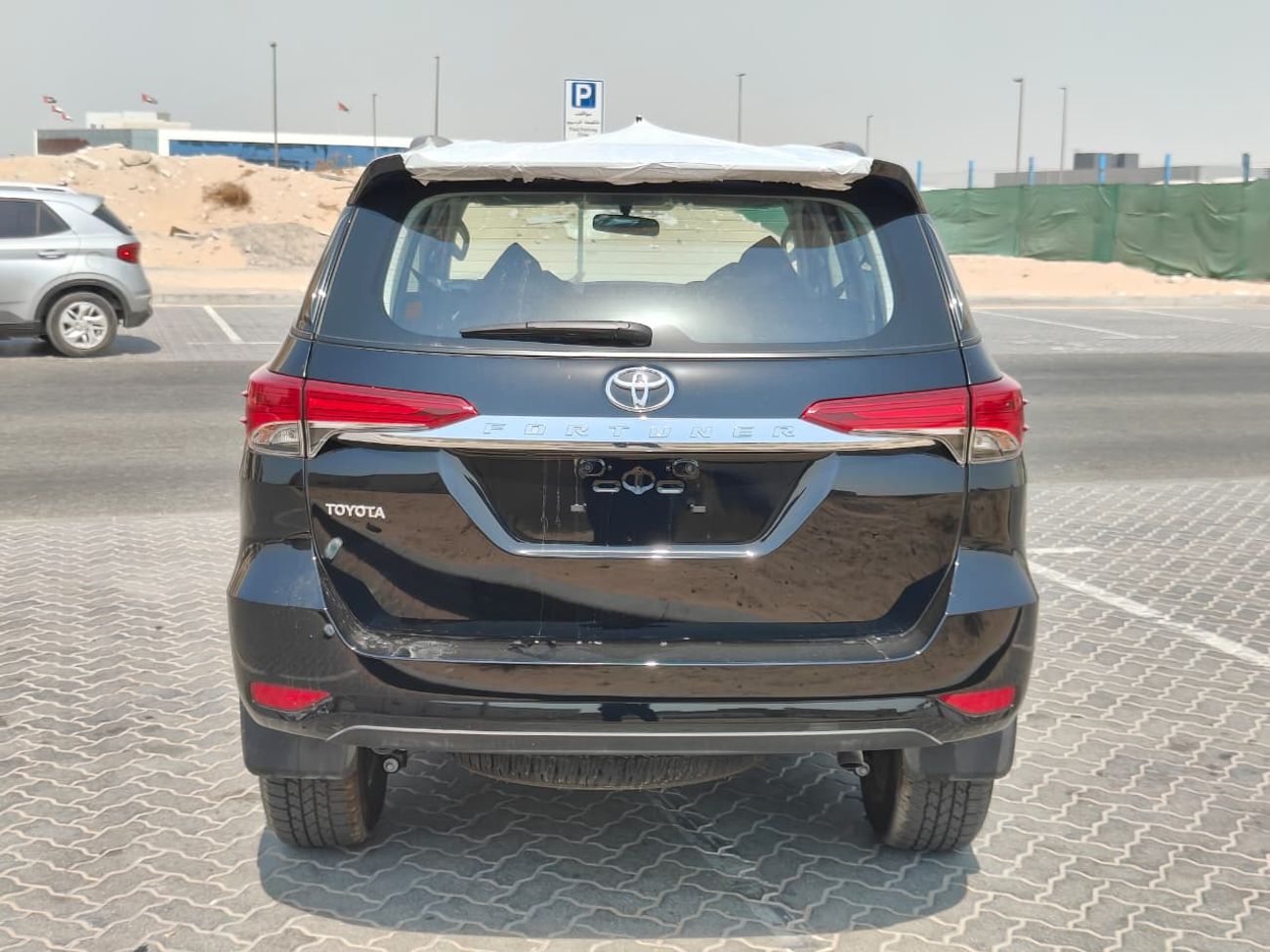 Toyota Fortuner 2025 Toyota Fortuner SR5 Mid-Option 7-Seater 2.7L 4-Cyl Petrol A/T 4x4 Only For Africa